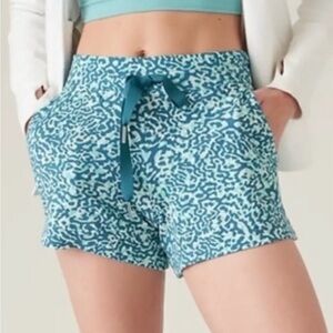 Athleta Balance 4 Inch Elastic Drawstring Breathable Soft Blue NWT Shorts